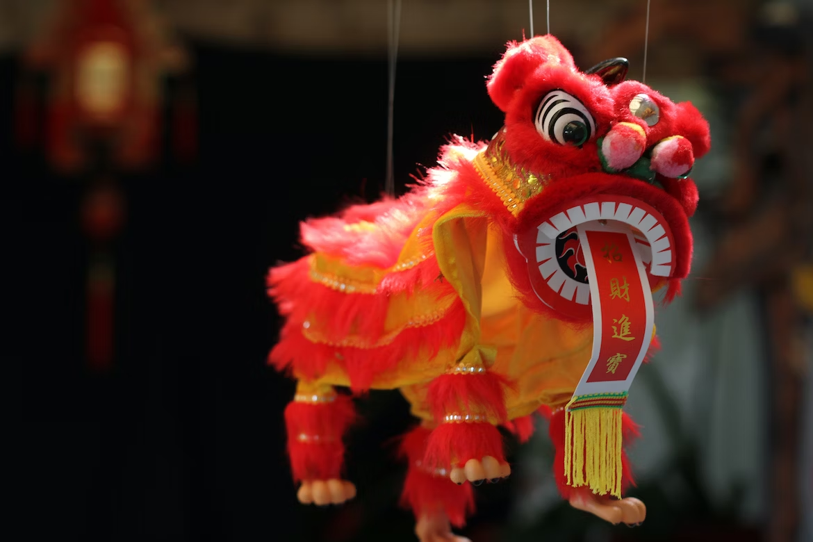 chinese new year dragon puppet