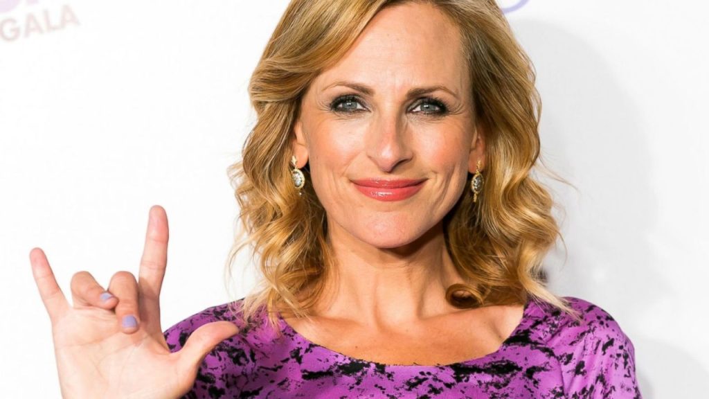 Marlee Matlin: Deaf Actress
