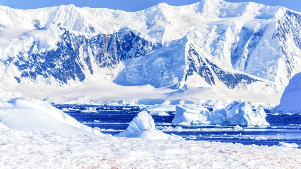 January Fun Fact 1773: Captain James Cook Becomes The First European To Discover The Antarctic Circle